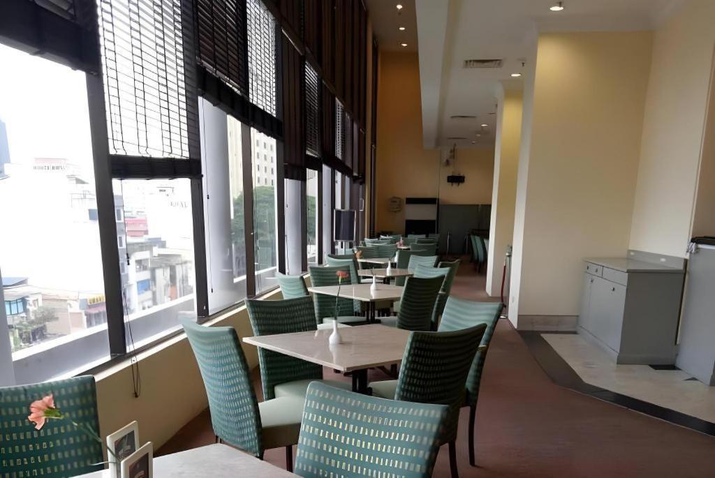 Kuala Lumpur International Hotel Exterior photo